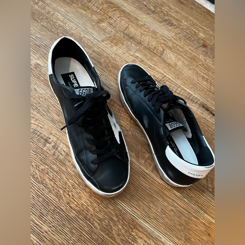 Men’s Golden Goose Superstar Sneakers - Picture 4 of 4